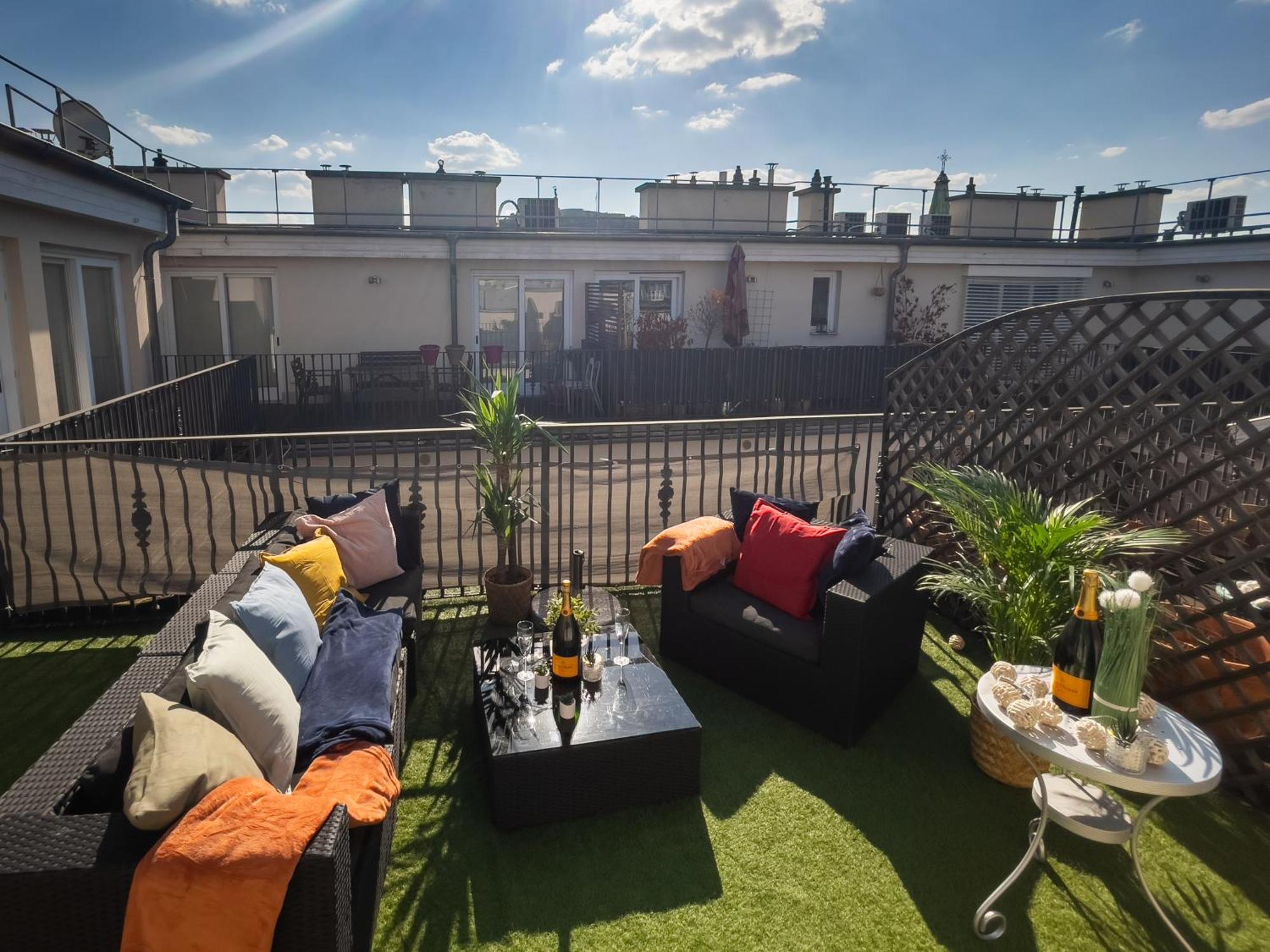Luxurious Penthouse In The Heart Of Budapest Exterior foto